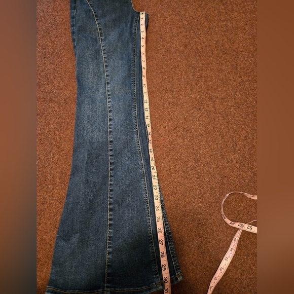 Garage Denim Low-rise Flare Jeans Size 7 - Picture 8 of 8